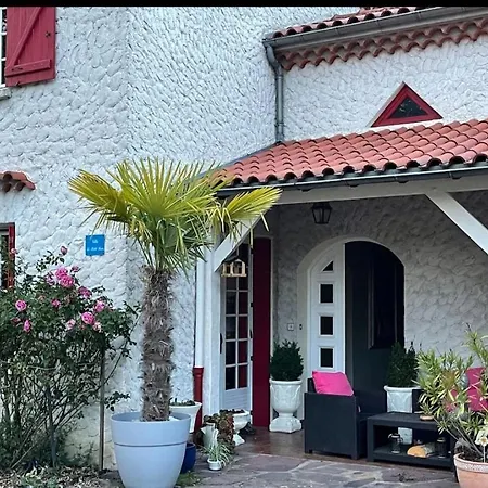 Provencale Avec Piscine Privee Ris (Puy-de-Dome)
