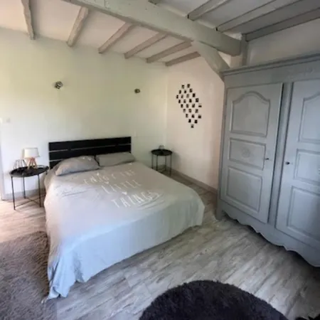 Villa Provencale Avec Piscine Privee Ris (Puy-de-Dome)